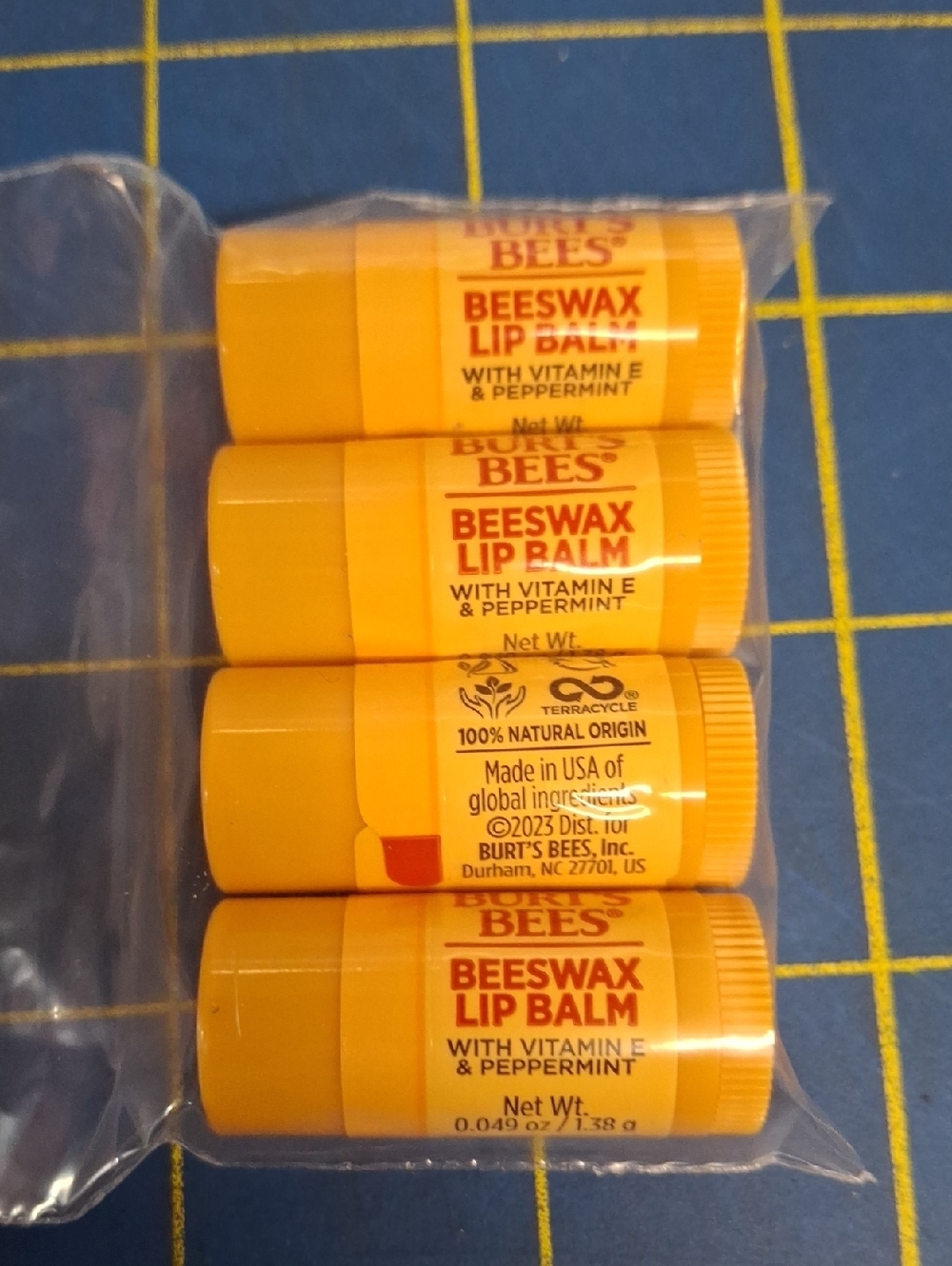Burt's Bees Yellow Beeswax Lip Balm 1.38g New Tubes Lot of 4
